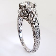antique ring style guide - victorian style engagement ring 