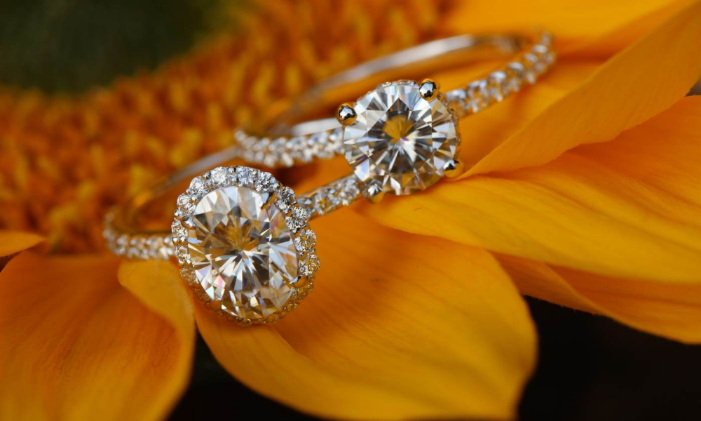 Moissanite Engagement Rings Vs Diamonds rings